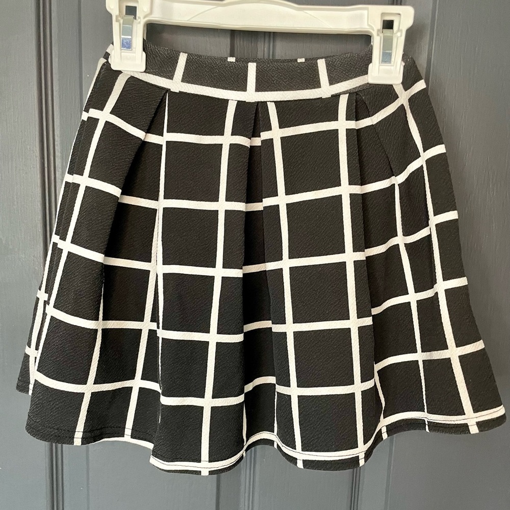 Boohoo mini skirt